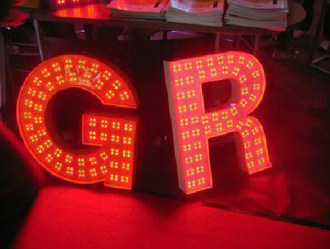 永胜LED发光字常见的安装误区。